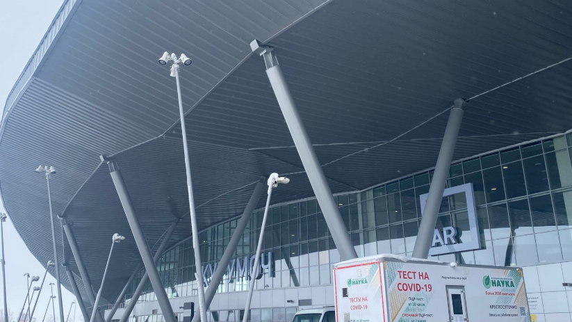 В самарском аэропорту пресекли ввоз более 140 к...